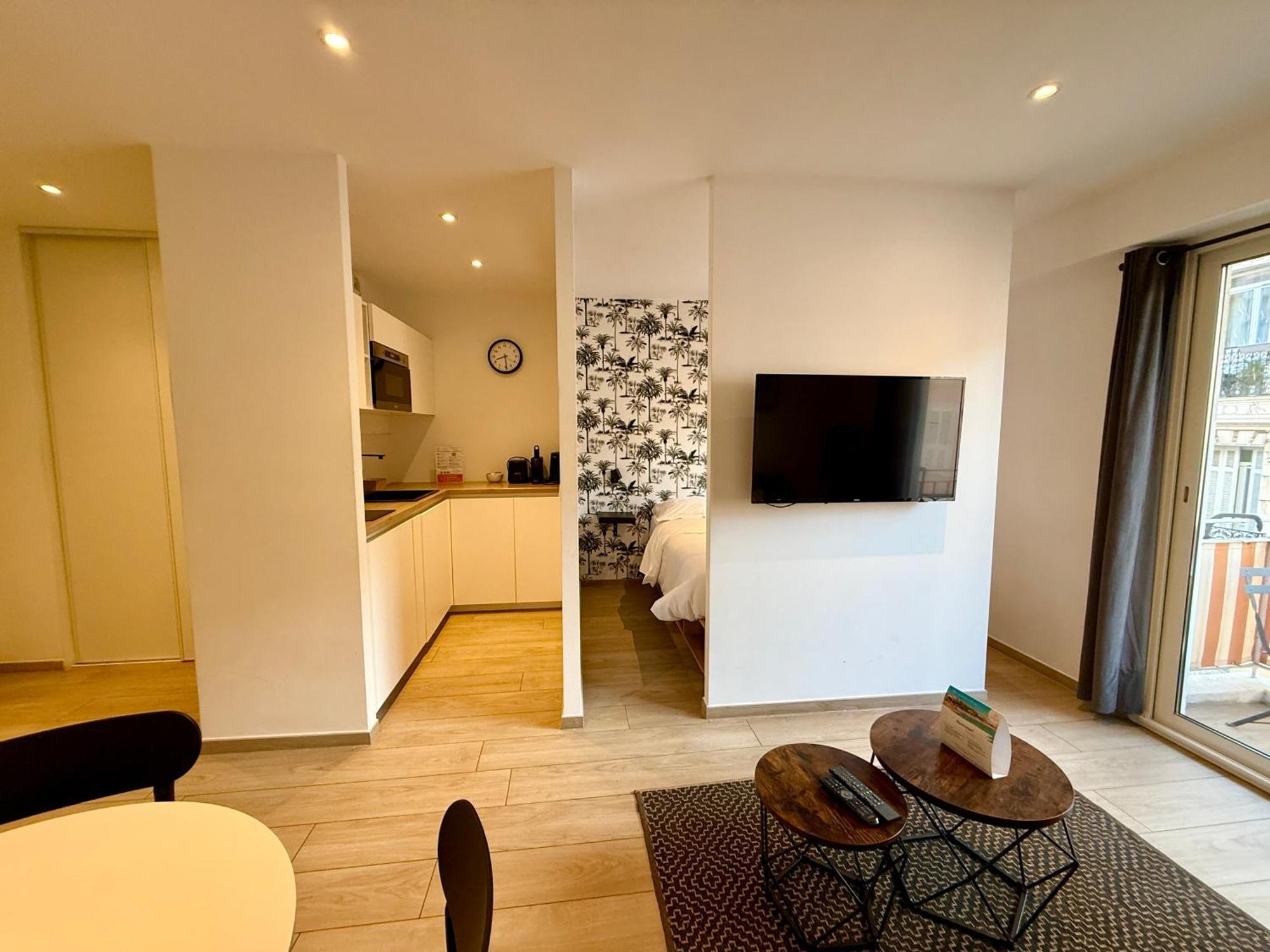 Appartement Beau Neuf Situé Au Centre *